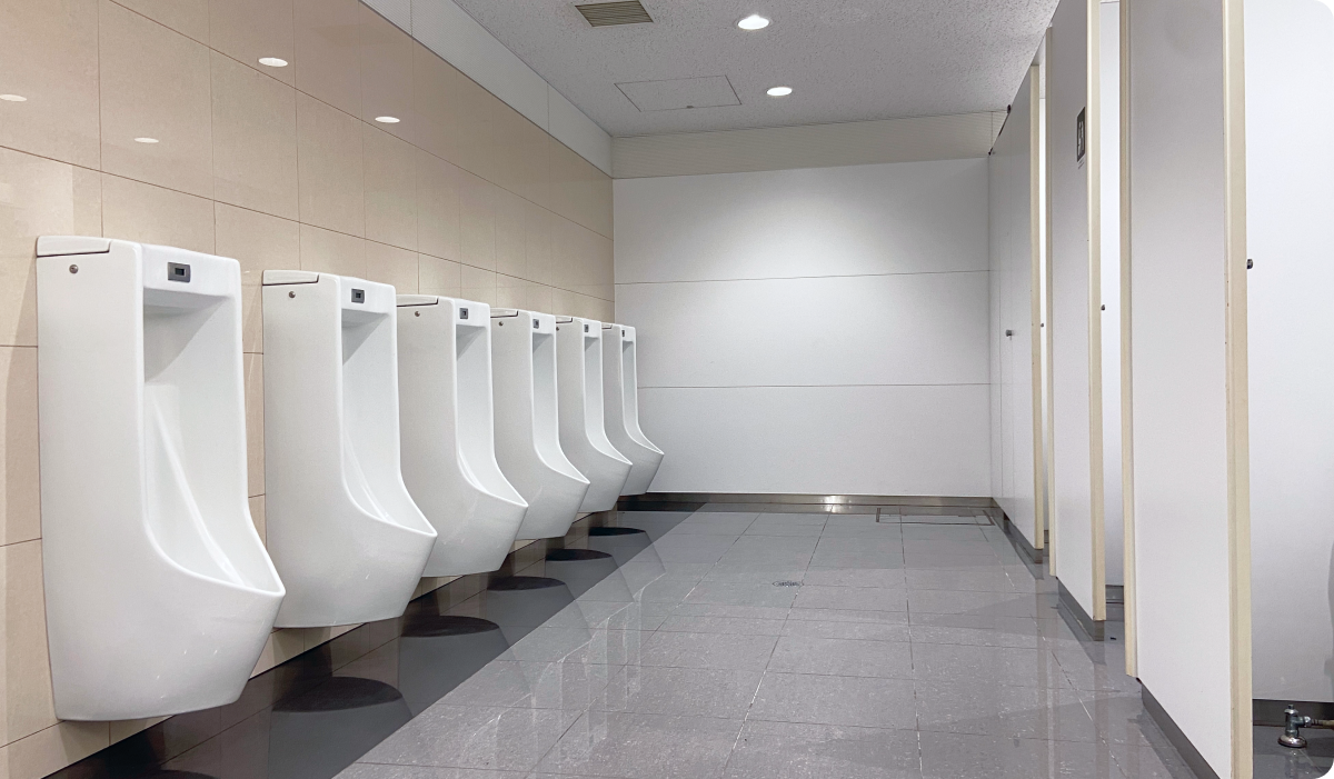 改修後のトイレ内装